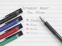 Gelschrijver Pilot Synergy point fijn rood-1